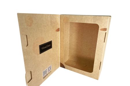 Ventana en el embalaje de caja de regalo de papel kraft personalizado