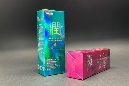 Boîte en carton holographique pour gel lubrifiant - Style