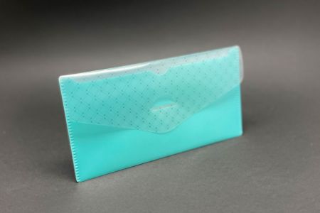 信封式雙層口罩收納夾背面照