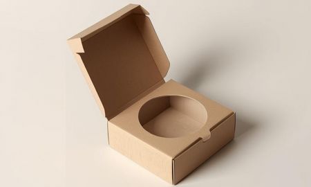 Emelhető fedelű doboz bőrpappal