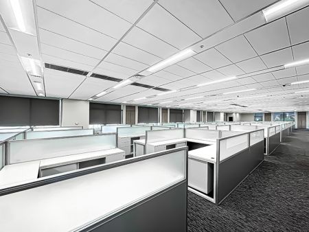 Penerangan langit-langit kantor LED hemat energi 1'x4' dan 2'x2' untuk bangunan komersial.
