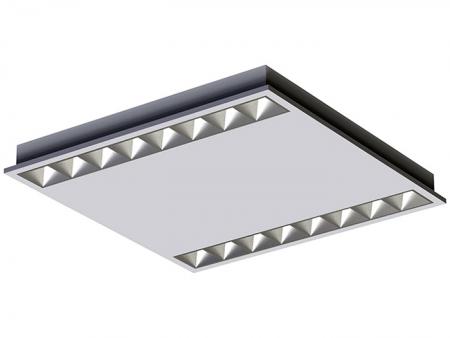 Mattierte, blendarme, parabolisch gestaltete LED-Lamellen-Deckenbeleuchtung aus Aluminium - Mattierte, blendarme (UGR < 14) quadratische LED-Beleuchtung aus Aluminium.