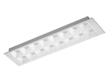 Nagy lumenű 4260lm alacsony tükröződésű UGR16.5 1x4 LED irodai zsalu mennyezeti világítás