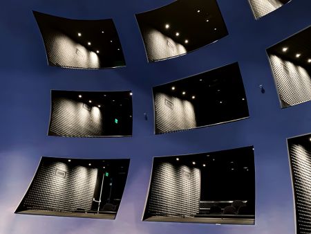 Downlight LED wallwasher nella sezione privata dei teatri, diSplendor Lighting