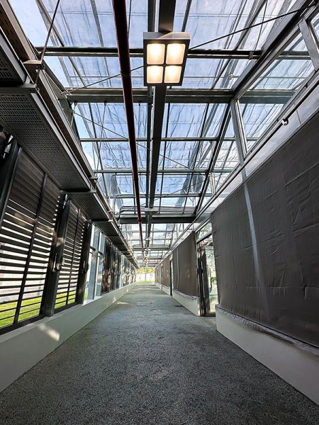 Energiatakarékos beltéri mennyezeti lámpa 18 W, 30 cm-es négyzet alakú, 2350 lm lumen teljesítményű