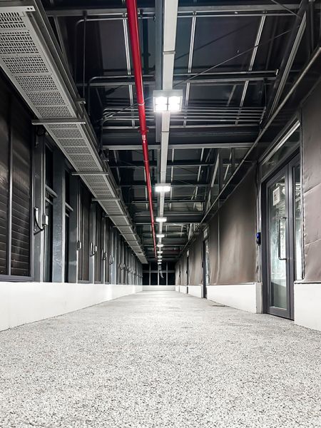 Illuminazione da soffitto per ufficio a 4 celle quadrata ad alta efficienza da 18 W a basso UGR16,5