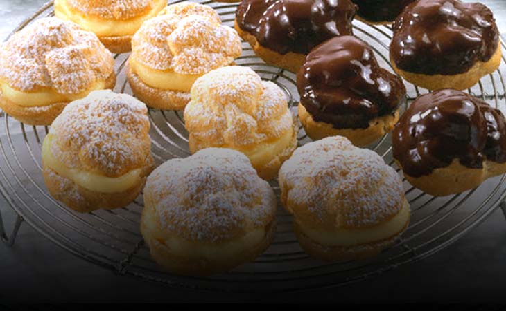 Şirniyyat çörəkləri üçün çörək maşını