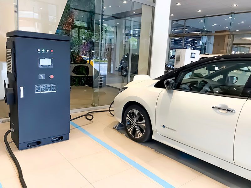 Chargeur Rapide pour Véhicules Électriques de CIC