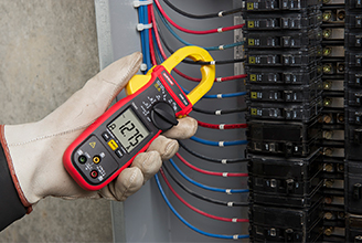 AMP-320 600A 交/直流真有效值電機維護鉗型表