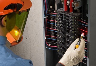 Fluke 2AC 驗電筆應用