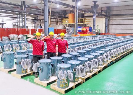 Transformadores Sumergidos en Aceite Montados en Poste – Listos para Entrega