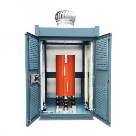 Reactor de núcleo de aire alojado en un recinto al aire libre. Producto mostrado: reactor de núcleo de aire de 60 kVA (capacidad).