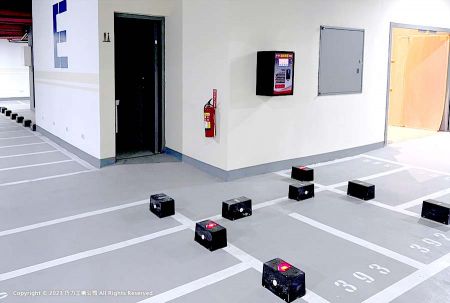 CIC's E-Motorrad-Ladesysteme installiert in derselben Parkanlage.