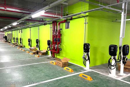 19 ensembles de bornes de recharge AC 7 kW pour véhicules électriques de CIC installés au parc de bio-innovation de Taipei