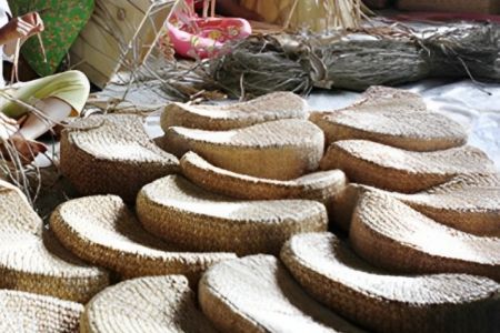 Aplikasi - WOODEVER Produk anyaman Eceng Gondok Pemasok Vietnam menawarkan berbagai macam bahan alami ramah lingkungan untuk dipilih, seperti Eceng Gondok, rumput laut, rotan, bambu, jute, dan lainnya.