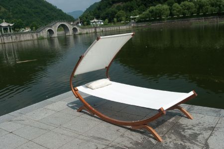 Letto a dondolo in legno massiccio per il tempo libero all'aperto - Letto a dondolo in legno singolo con parasole