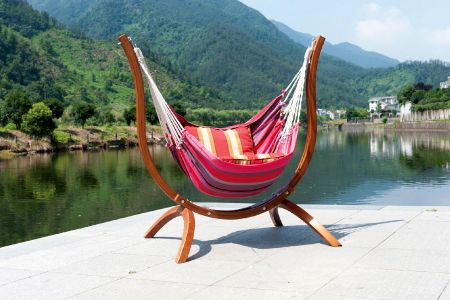 Set Kursi Goyang dan Stand - Kursi gantung furnitur kayu outdoor