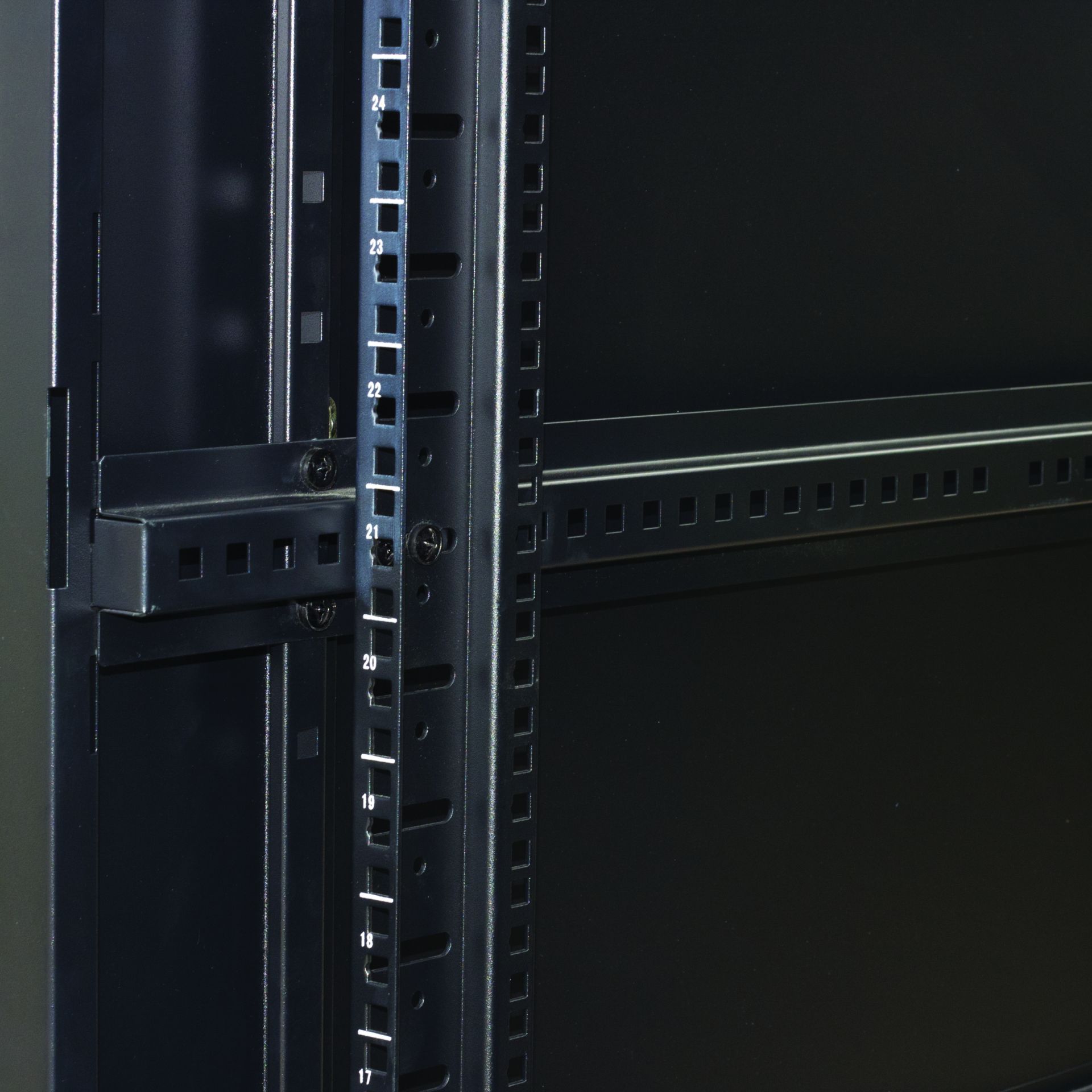 37U SPCC Network Rack Cabinet with Glass Door | EXW Manufacturing