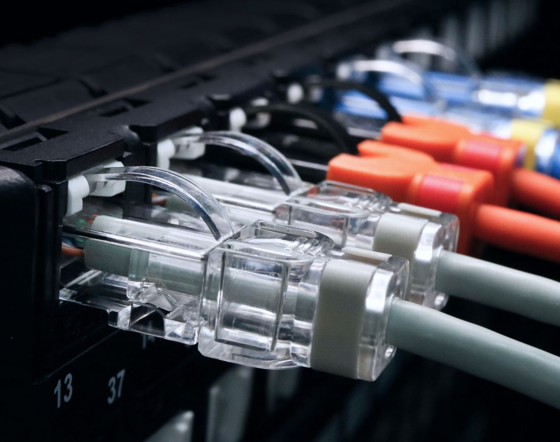 A Snagless Pass Thru RJ45 csatlakozó egy egyszerű és költséghatékony megoldás mindenki számára.