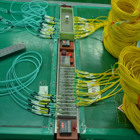Serie de cables de parche de fibra óptica 005