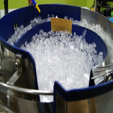 موصل 110 شفاف أو عاجي 2 زوج