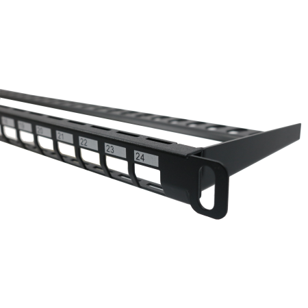 Pannello vuoto UTP da 24 porte 0.5U per jack Keystone Cat6A