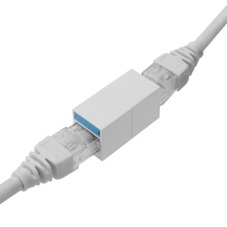 Yama kablolarını uzatmak için RJ45 Inline Bağlayıcı