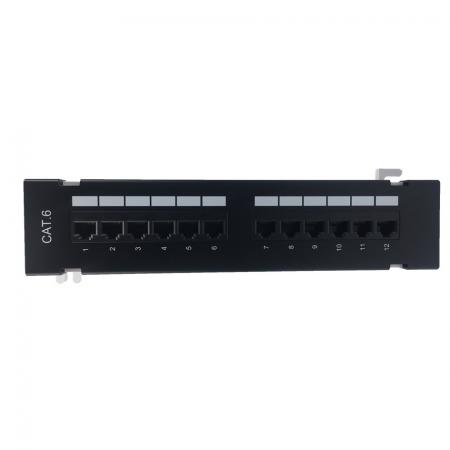 Macskaféle 6 UTP 180 fokos 12 PORT falra szerelhető patch panel - Macskaféle 6 UTP 180 fokos patch panel 89D tartóval