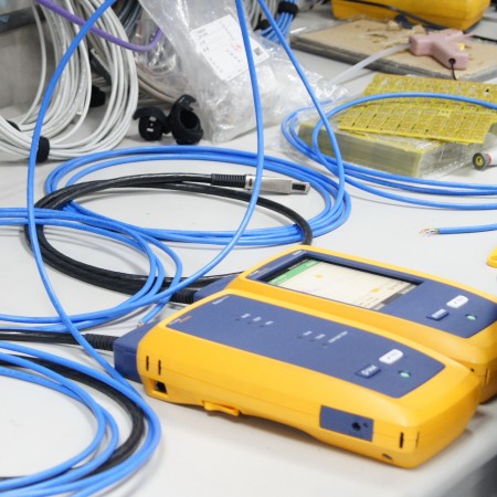 Cable troncal de 23AWG probado por Fluke con conector de cable sólido