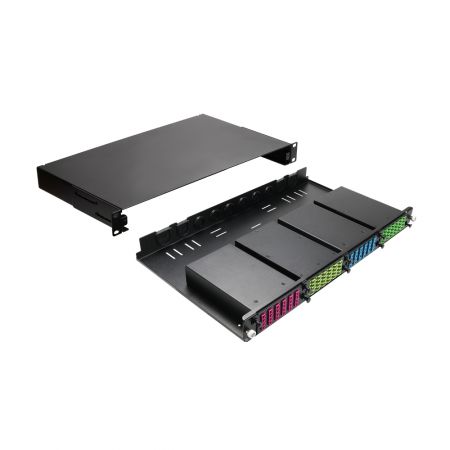 Modular 4-slot UHD fiber panel with custom branding