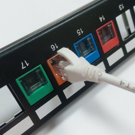 Fabricante de cables de Internet delgados Cat 6 con entrega rápida