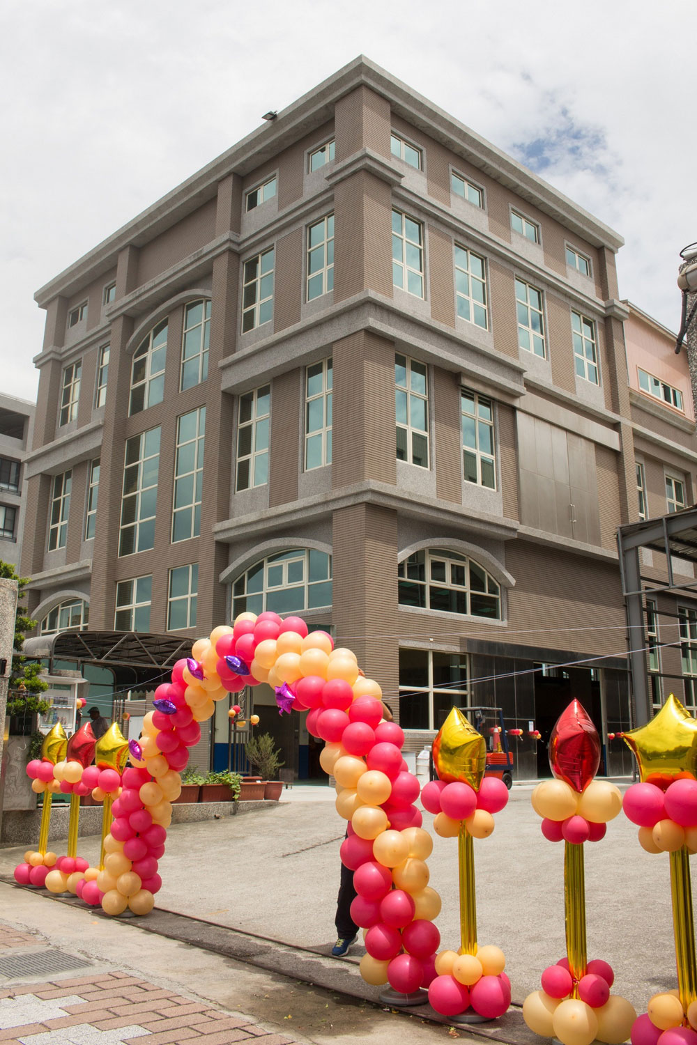 龍霆企業팔리 제2공장