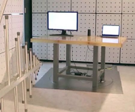 電磁波隔離暗室 (EMC Chambers) pic1