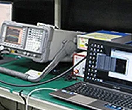 電磁波隔離暗室 (EMC Chambers) pic3