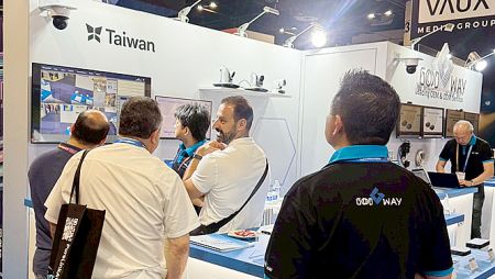 On-site exhibition scenes 4