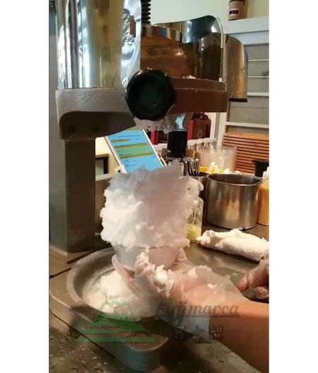 Hielo transparente raspado por la máquina de raspar hielo Snow Ice (tipo alto)