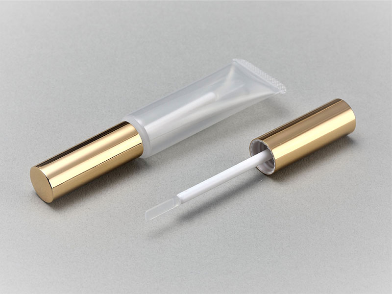 Kemasan Tabung Lip Gloss PE dengan Kuas, Diameter 19mm Panjang Tabung Disesuaikan