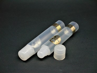 Imballaggio tubo lucidalabbra in PE, diametro 16mm, lunghezza del tubo personalizzata
