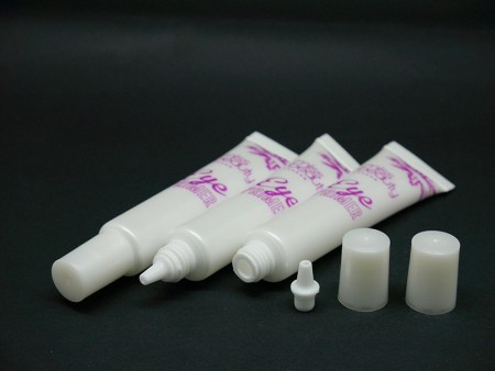 Details of Pharmacy eye primer tube packaging.