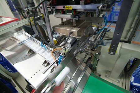 Gestione della superficie di stampa a caldo del tubo di imballaggio cosmetico
