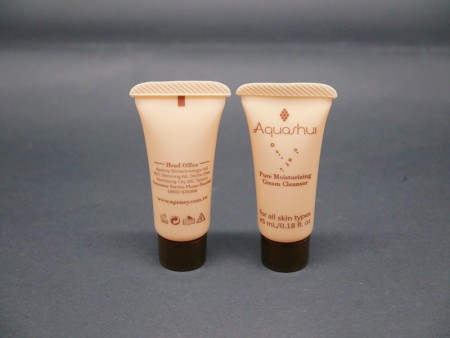 Small volume cosmetic tube with 1c offset printing.