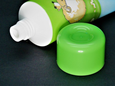 Screw Cap with lanolin cream tube packaging