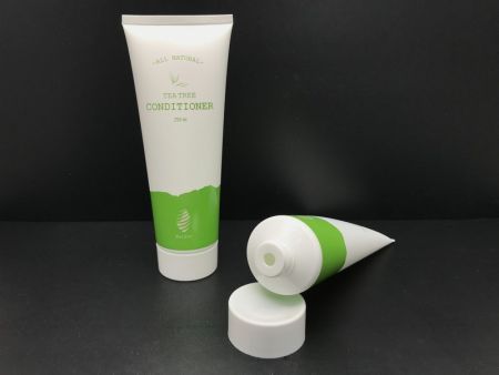 Contenitore per la cura della pelle al tea tree naturale in tubo di plastica