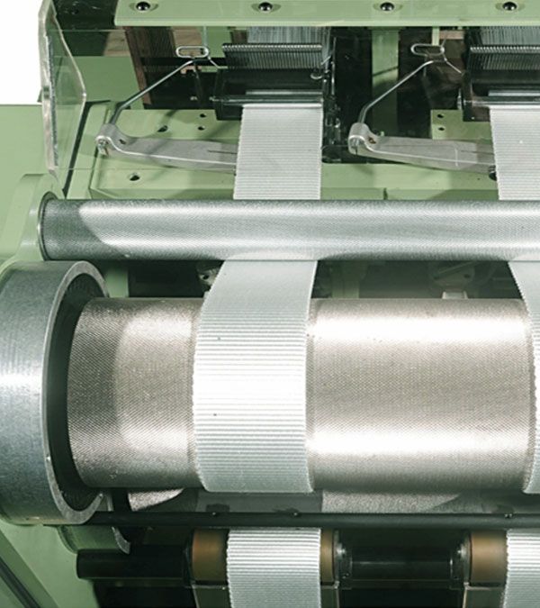 Seria maszyn tkackich do produkcji ramy elektronowej