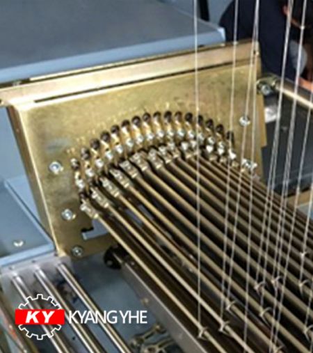 Machine à crochet de bande de dentelle - Pièces de rechange pour machine à crochet KY pour l'assemblage du bolster.