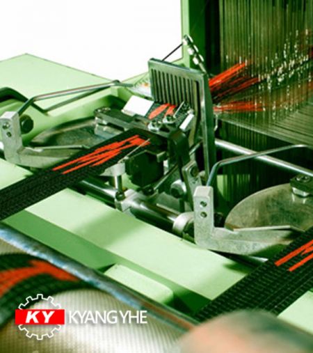 特定の広い狭いコンピュータ化されたジャカード織機 - KYワイドナロージャカード織機のリードキャリアおよびアクスルアセンブリの予備部品。