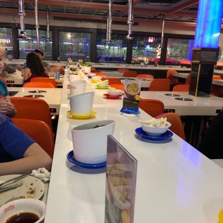 volcano hot pot & bbq 磁力迴轉火鍋燒烤