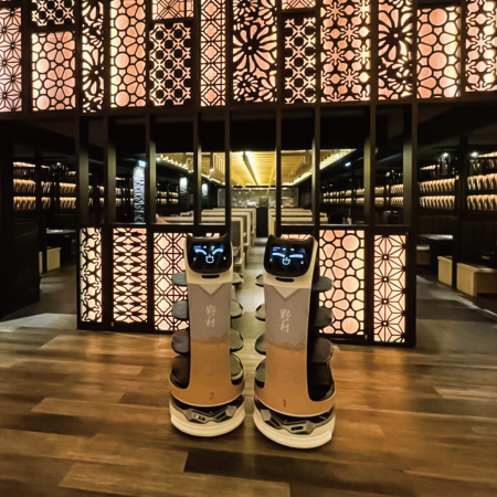 野村-鸿匠-送餐机器人