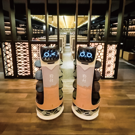 野村-鸿匠-送餐机器人