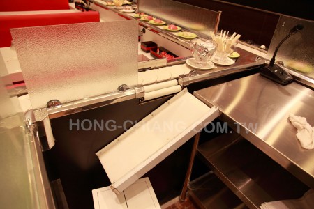 Sistem kesegaran Sushi diterapkan pada sushi konveyor